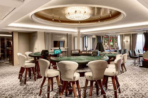 Crystal Symphony Gallery Image
